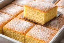 طريقة عمل كيك الرواني الهشة بمقادير مظبوطة.. تحلية مثالية مع الشاي