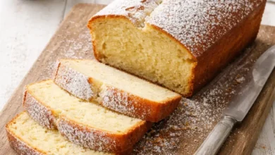طريقة عمل الكيكة بالزبادي الهشة والطرية: أسرار نجاح الكيك المنزلي
